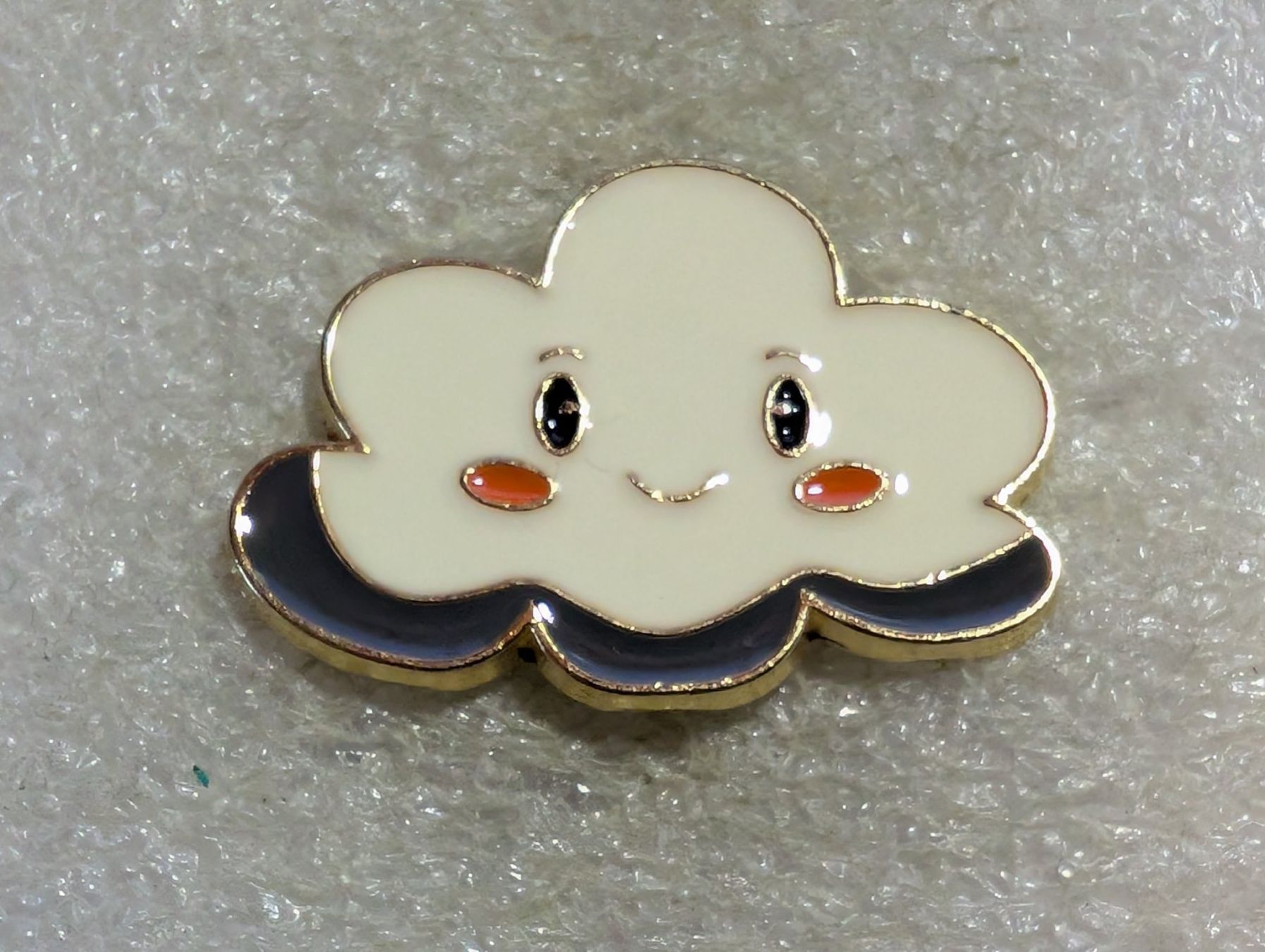 Plaquettes & Badges: Ansteckpin 33: Wolke – D'occasion à Oppligen par Pin-Fall-Shop