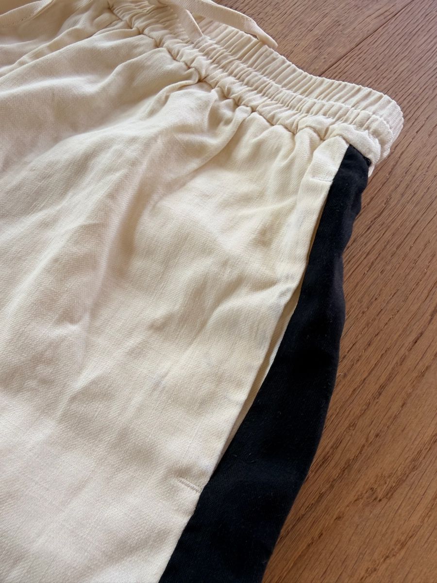 Sandro Pantaloni: Sandro Leinenmix Shorts in Ecru Gr. 36 – Usato da Altendorf venduto da PiaLang 8