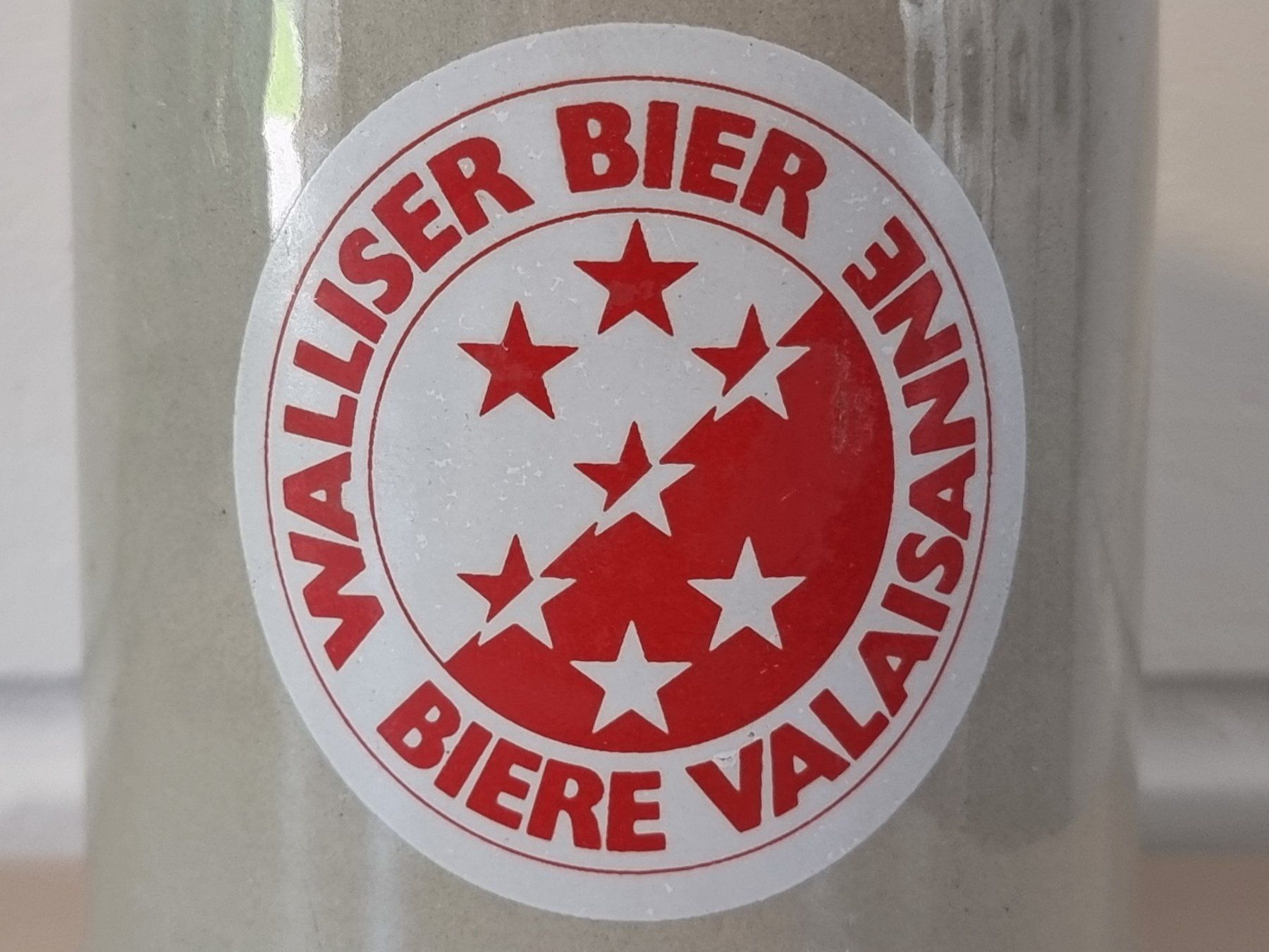 Bicchieri: Walliser Bier Steingut Bierkrug / Humpen – Usato da Lommis venduto da 0815undmehr 1