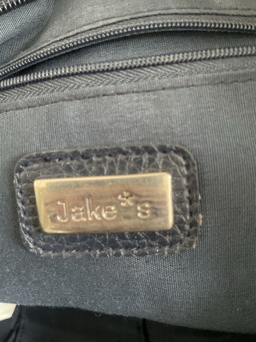 Borse da donna: Jake*s Handtasche, dunkelblau – Usato da Mauren venduto da acht33null 2