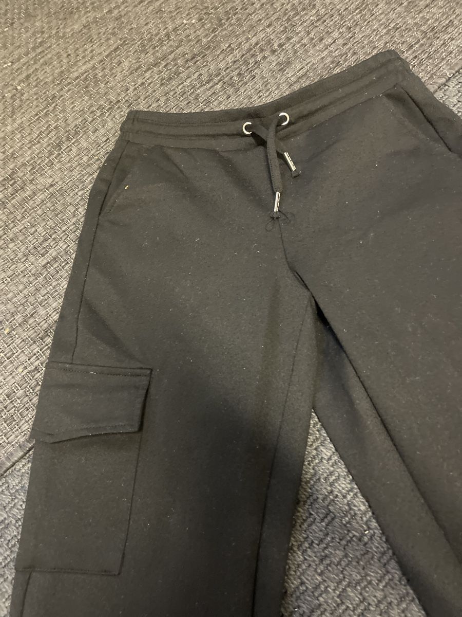 Hosen: Trainerhose gr 158/164 schwsrz junge – Gebraucht aus Bad Zurzach von Cuore34 1