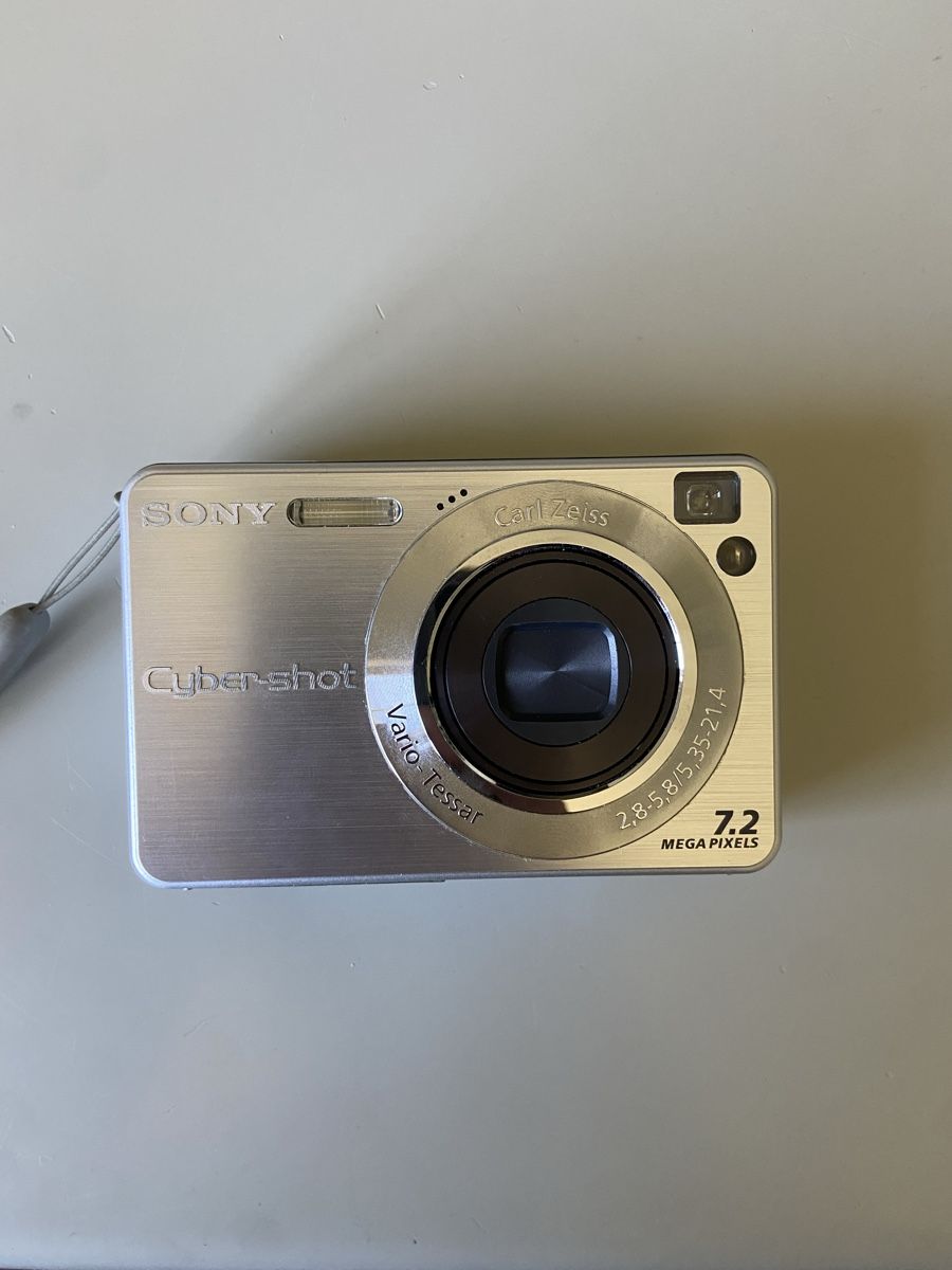 Sony Fotocamera: Sony Cybershot – Difettoso da Remetschwil venduto da rom_78rq