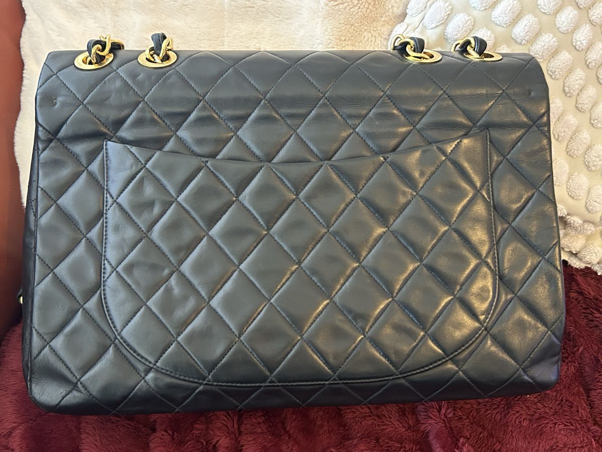 Chanel Taschen für Damen: Chanel Maxi Tasche – Gebraucht aus Basel von David_2019 2
