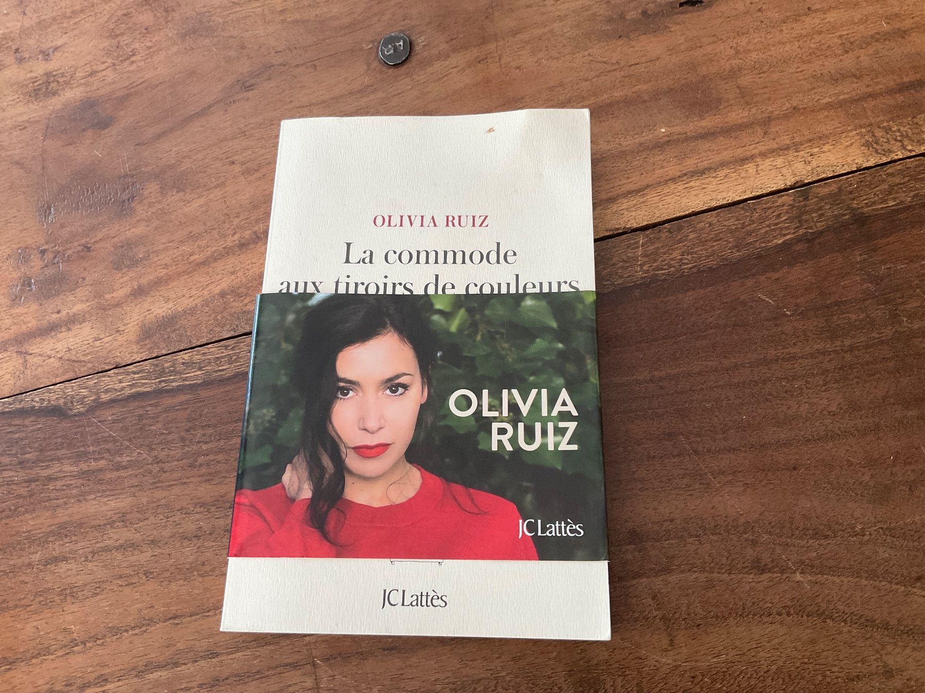 Olivia Ruiz - La Commode aux tiroirs de couleurs📚roman (D'occasion) à ...