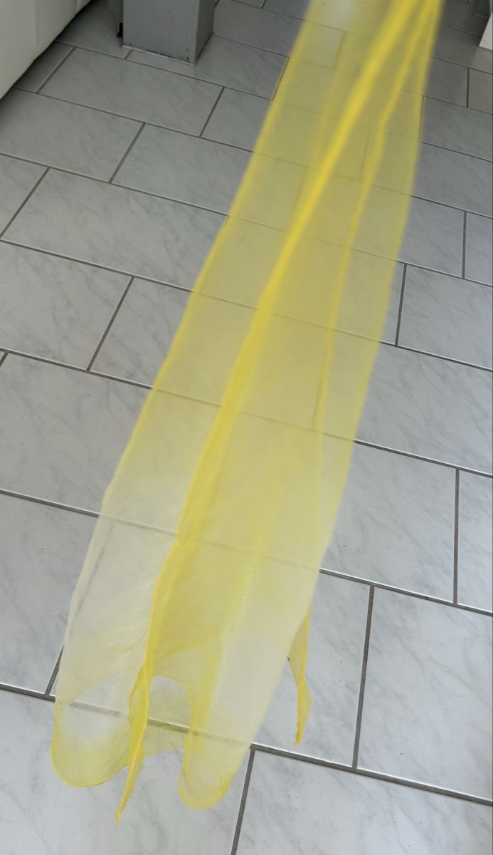 Foulards, Tücher & Schals: Yellow Scarf Good Condition – Gebraucht aus Saland von ele_vc96 1