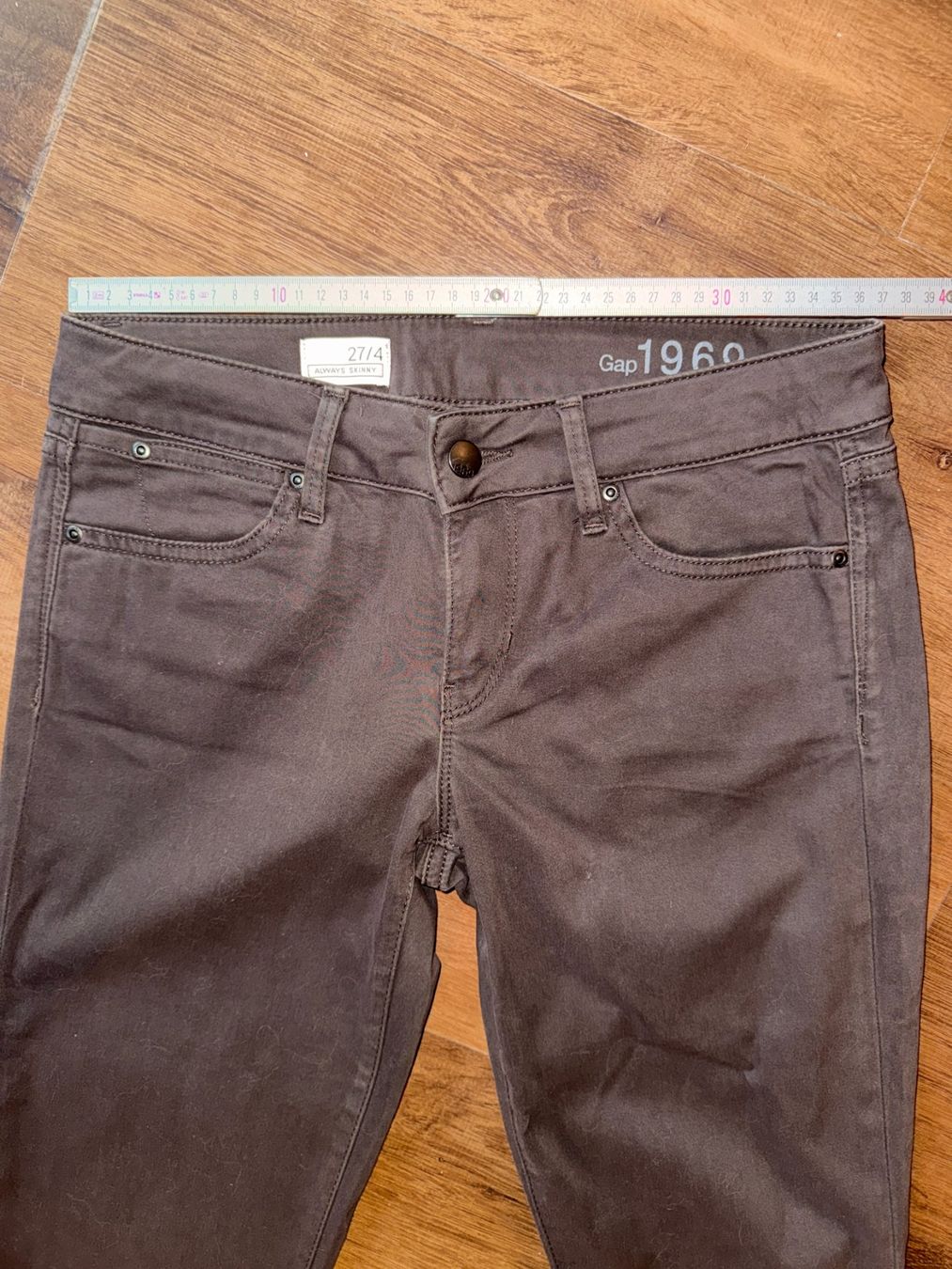 Gap Pantaloni: Pantalons skinny Gap - 27 – Usato da St-Sulpice VD venduto da juhdu 1