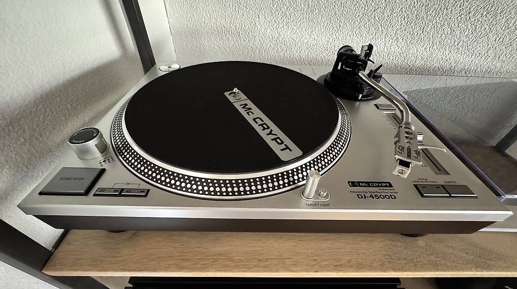 Plattenspieler: DJ Plattenspieler – Gebraucht aus Wallenwil von sunsety