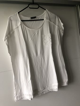 Weisses T-Shirt