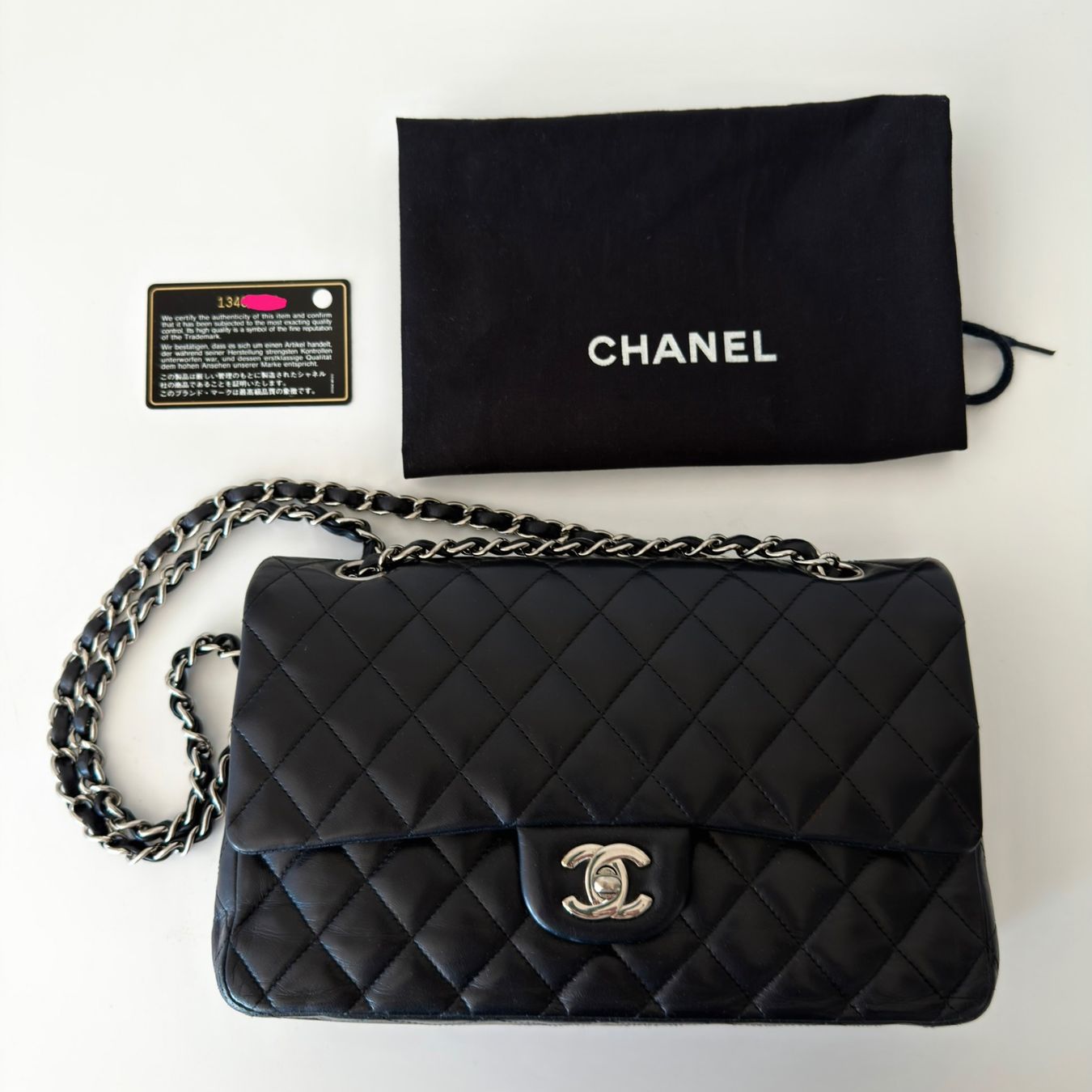 Chanel Taschen für Damen: Authentique Sac CHANEL Timeless Classique noir – Gebraucht aus Carouge GE von loveluxury
