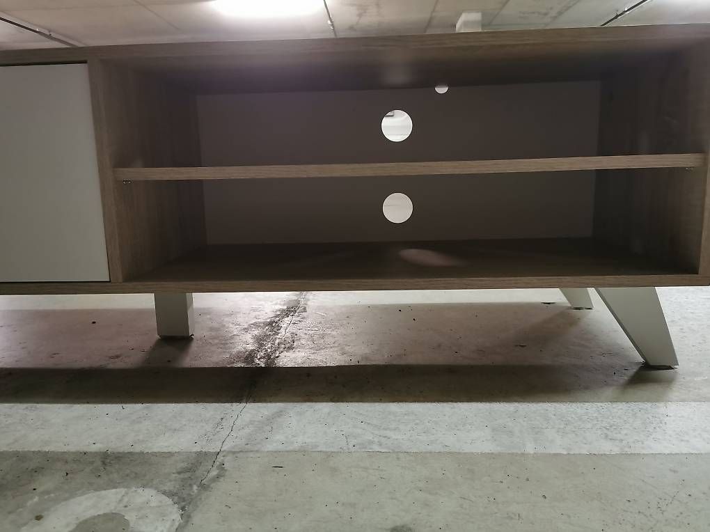Meubles TV: Meuble TV – D'occasion à Satigny par Victor.E 3