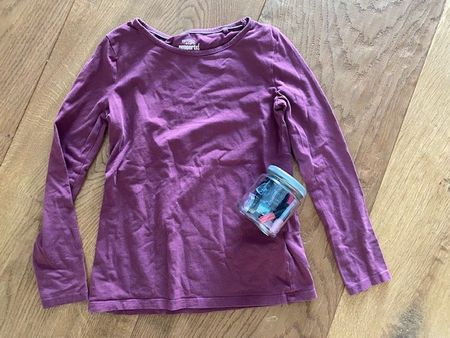 Langarmshirt bordeaux und neue mini Schminke Gr. 134/140