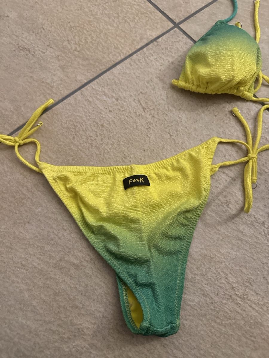 Badekleider & Bikinis: Bikini Grösse S – Gebraucht aus Otelfingen von Tommy112 2