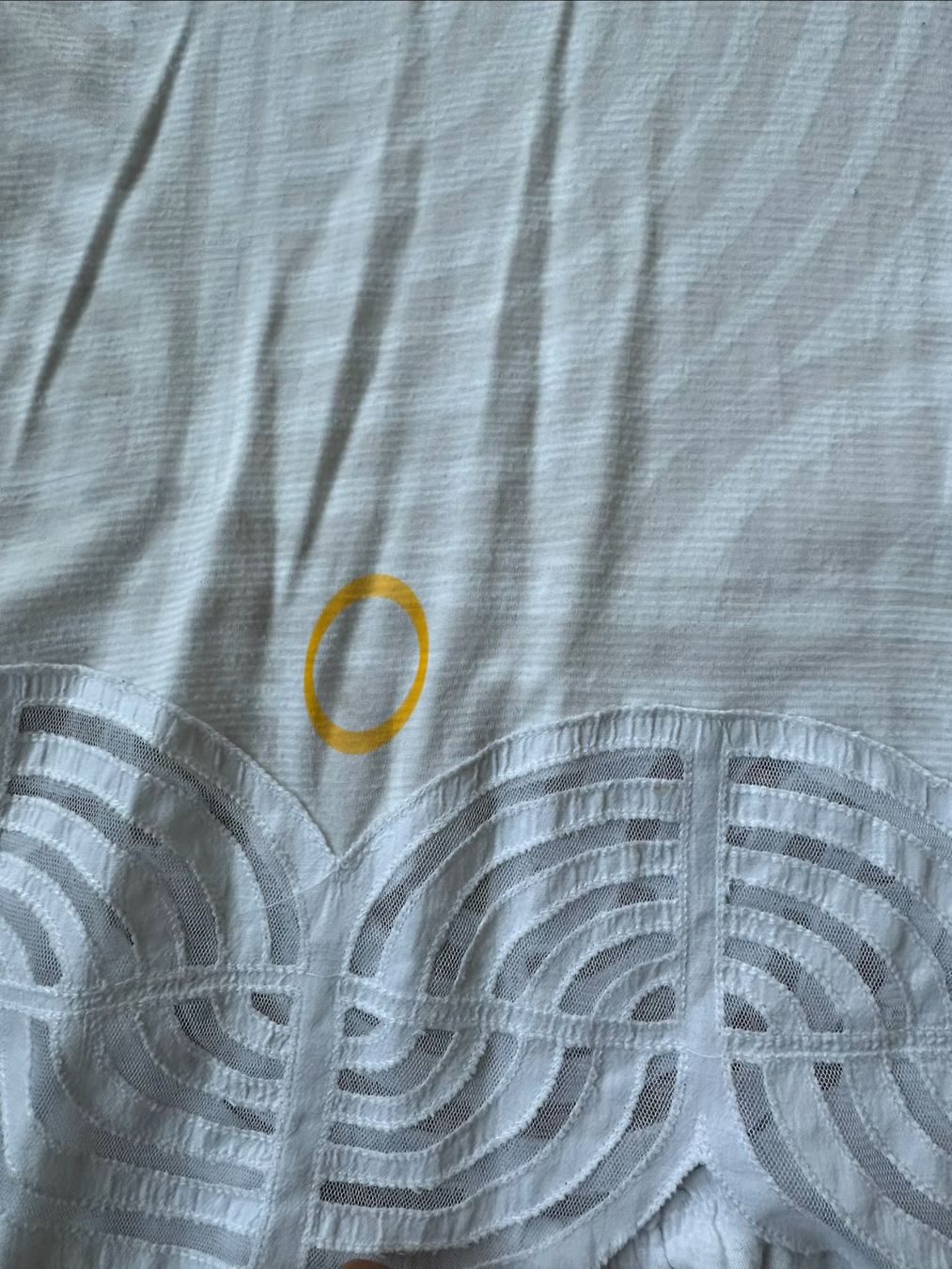 Desigual Top: Desigual weisses Top mit Rüschchen – Difettoso da Zürich venduto da ong8 6