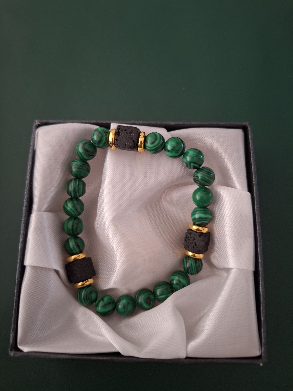 Bracciali & Braccialetti: Malachit & Lava Armband, Geschenkidee – Nuovo e nell'imballaggio originale da Killwangen venduto da galerie16 2