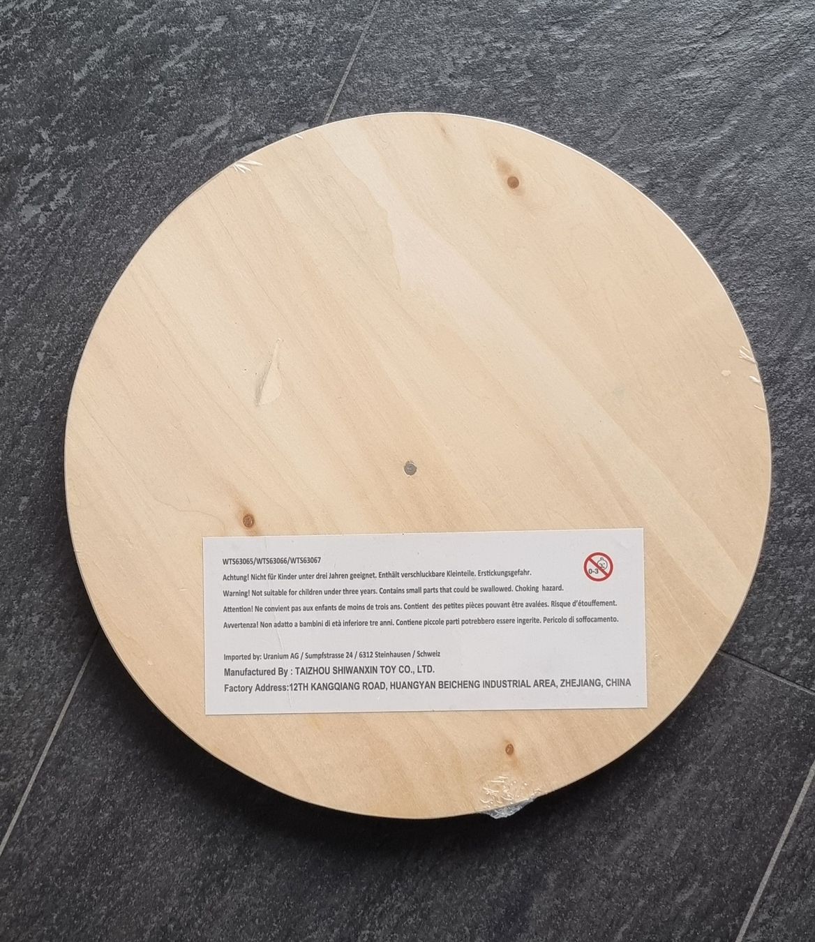 Giocattoli: Holz Uhr – Nuovo e nell'imballaggio originale da Frauenfeld venduto da Bleeddragon 1