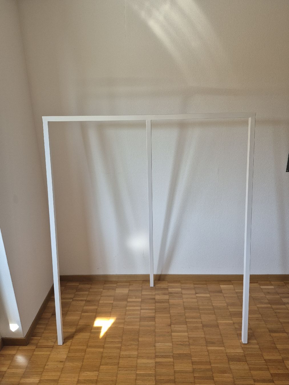 Hay Garderobe: Kleiderstange "Loop" von Hay ab CHF 1.- – Gebraucht aus Zürich von yanickaem89
