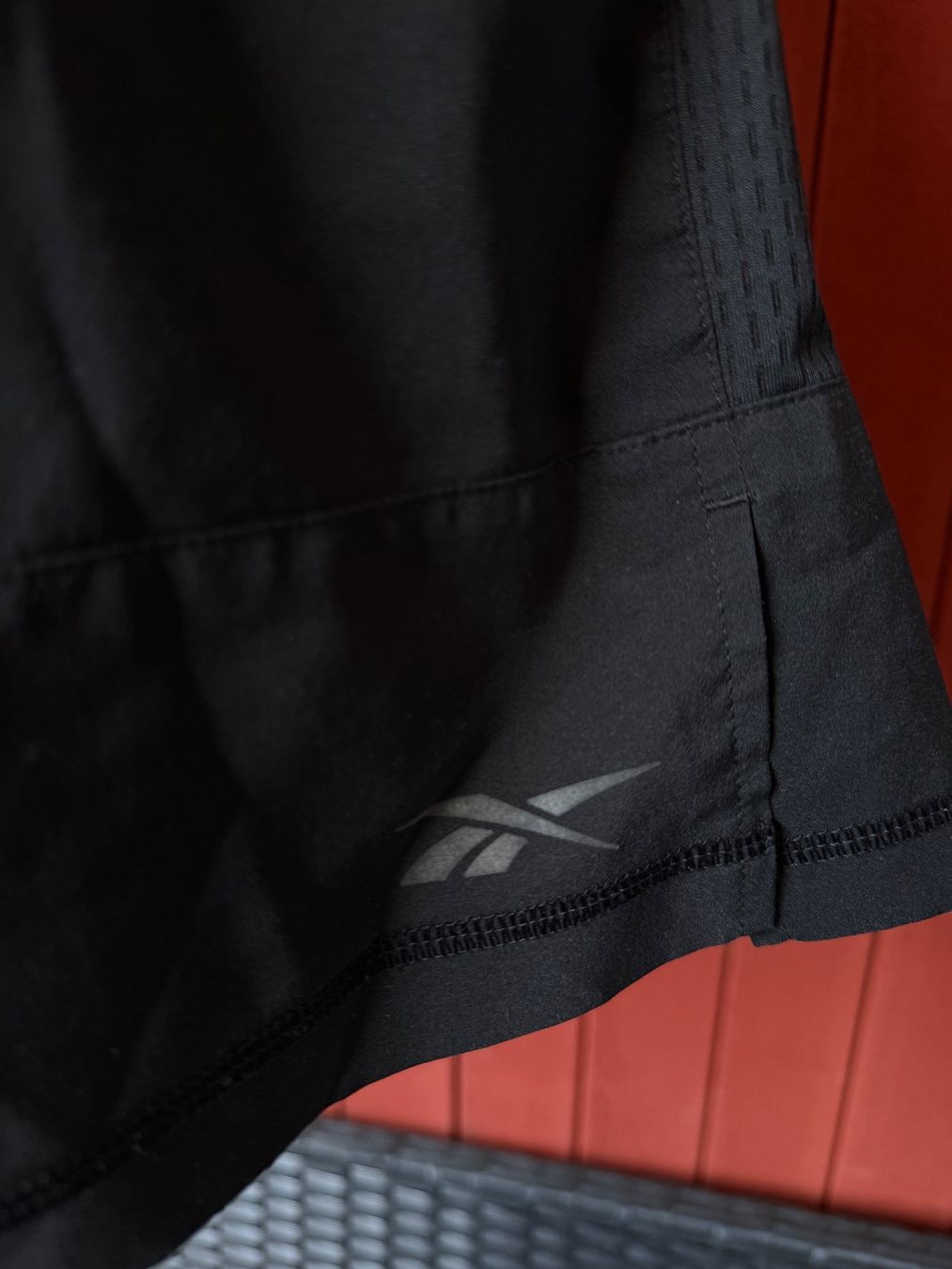 Reebok Pantaloni: Reebok Sport Shorts , Grösse S – Difettoso da Riehen venduto da edu_92w7 6