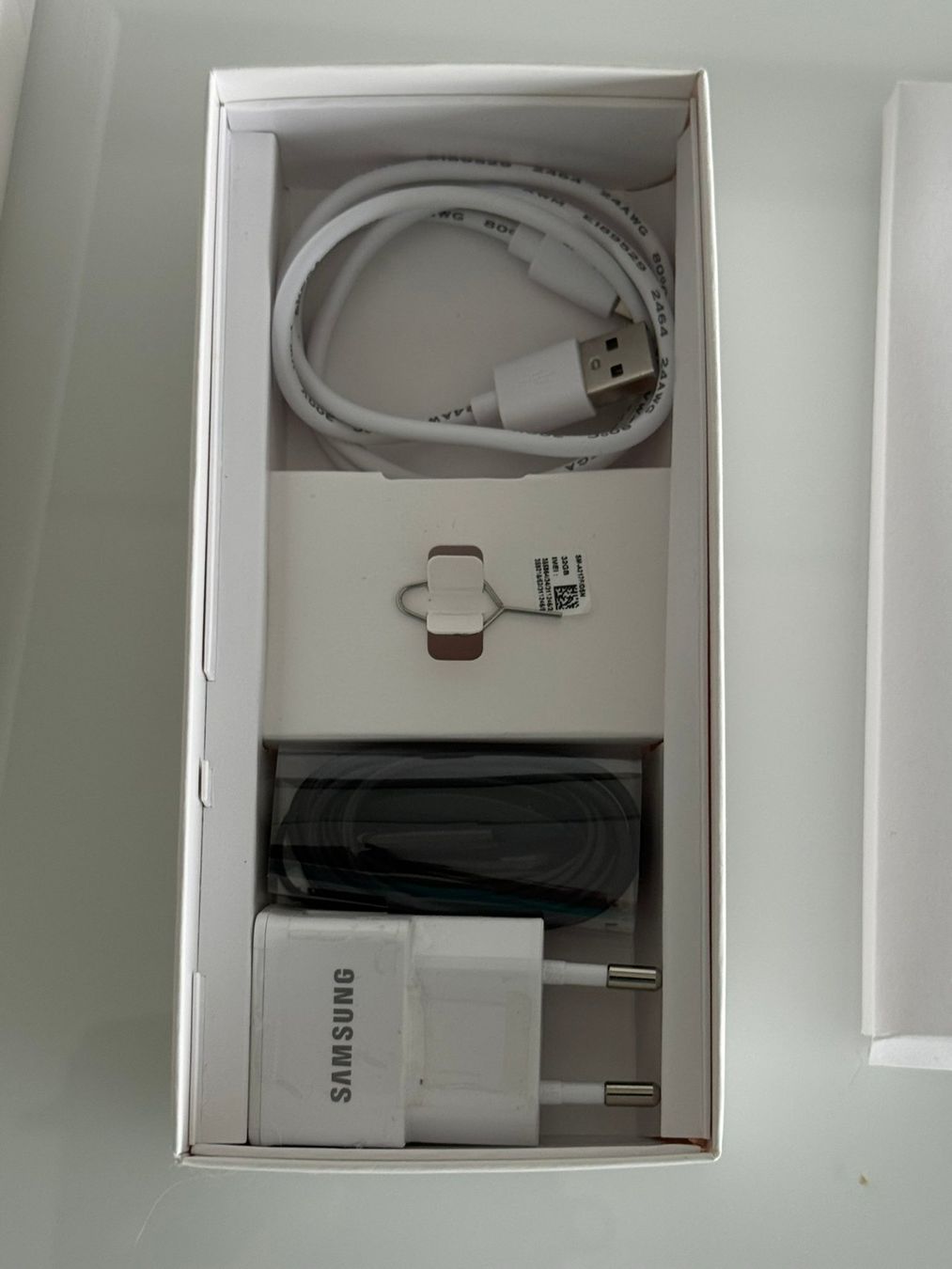 Samsung Telefoni cellulari / Smartphones: Samsung A21s mit  original Box, Ladegerät, Adapterkabel ... – Usato da Uhwiesen venduto da mic_kd6g 6