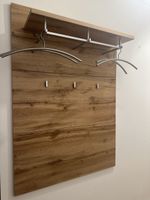 Garderobenpaneel in Holzoptik