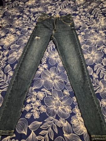 Bershka Hose gr 34  nr19
