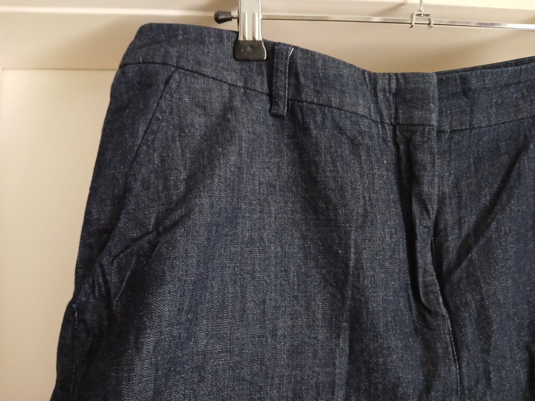 Hosen: Grüne Erde Short L bis XL – Neu (gemäss Beschreibung) aus Zürich von ast_8nph