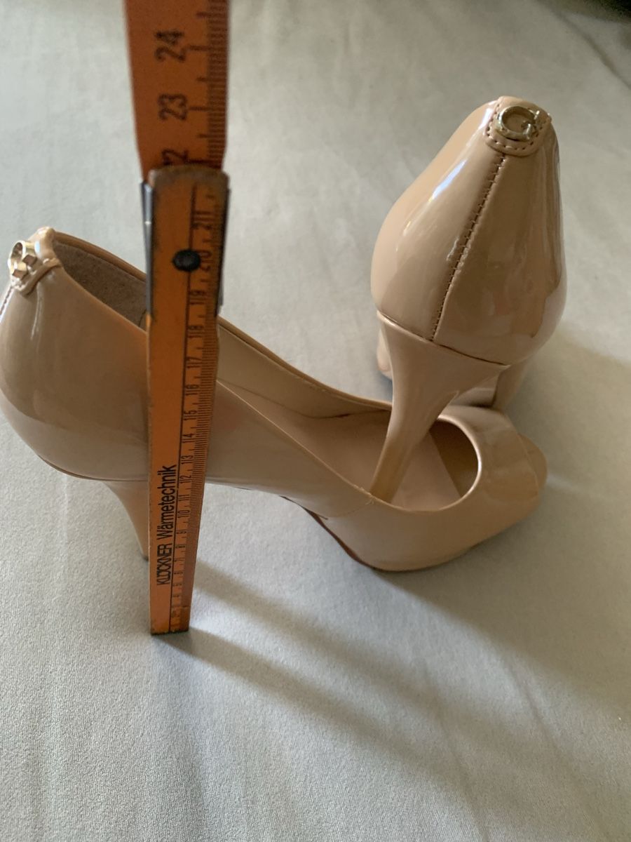 Guess Scarpe da donna: Guess Schuhe – Usato da Bergdietikon venduto da zor_856j 3