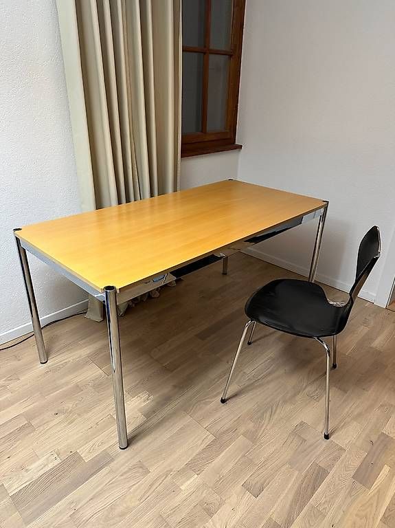 USM Schreibtische: Bureau USM Haller en plaqué hêtre naturel // Ref. AY0362 – Gebraucht aus Ravoire von ARKY_s