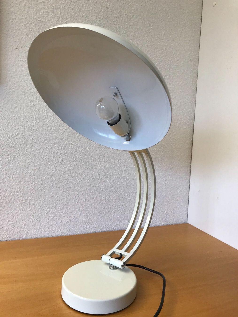 Lampade: Designer  Tischlampe um 1970 – Usato da Zürich venduto da Artnuvo 5