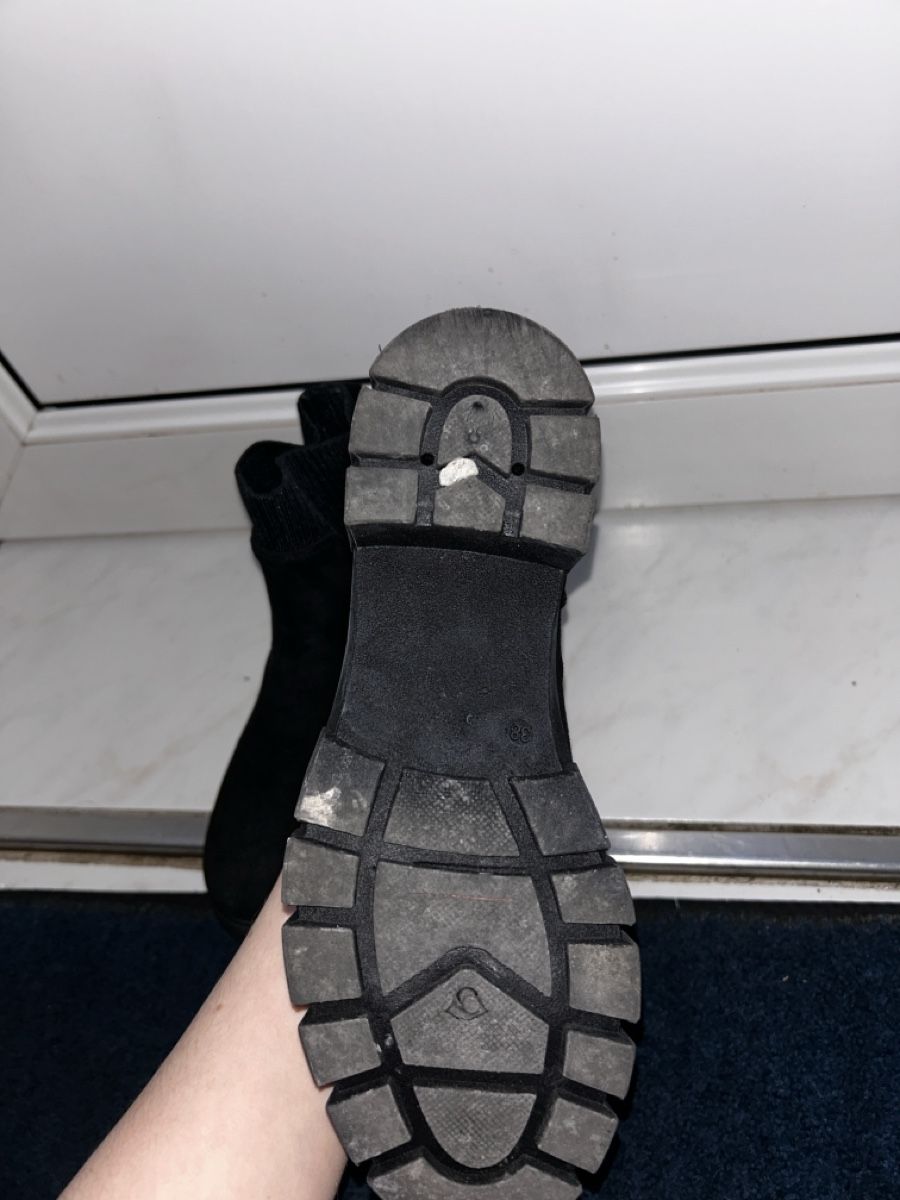 Scarpe da donna: Schwarze Winter Stiefeletten, Gr. 38 – Nuovo (secondo la descrizione) da Gretzenbach venduto da kla_c6bn 3
