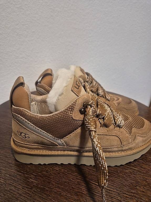Damenschuhe: Baskets UGG neuves 39 – Neu und originalverpackt aus La Tour-de-Peilz von miniie 1
