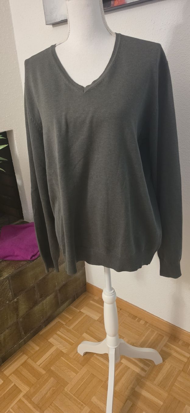 Massimo Dutti Pullover & Sweatshirts: Herren Pullover Massimo Dutti V-Ausschnitt Gr L – Gebraucht aus St. Gallen von mania03 1