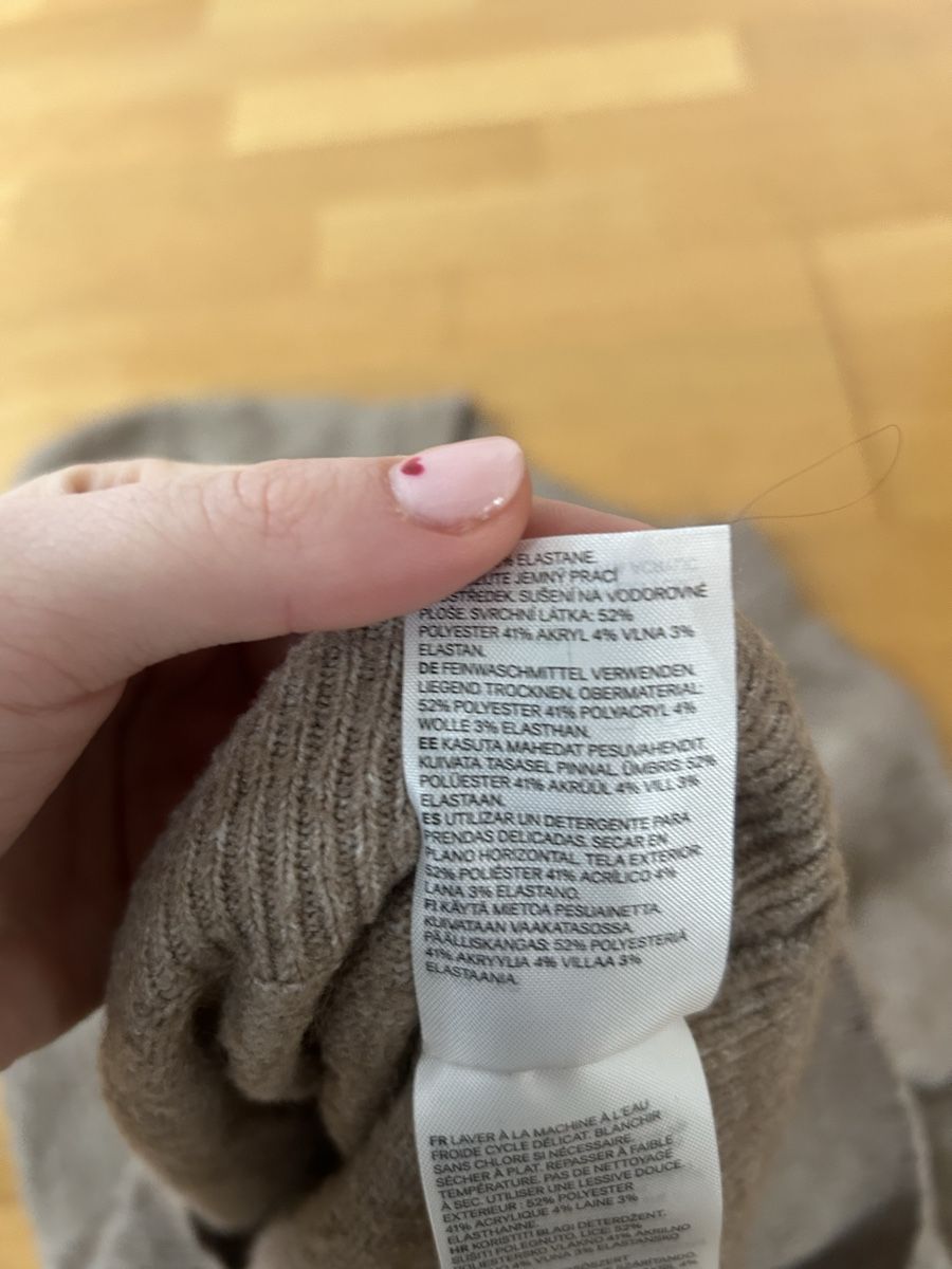 H&M Pullover & Sweatshirts: H&M Feinstrickpullover, Grösse XS, Beige – Gebraucht aus Erlenbach ZH von miralinn 4