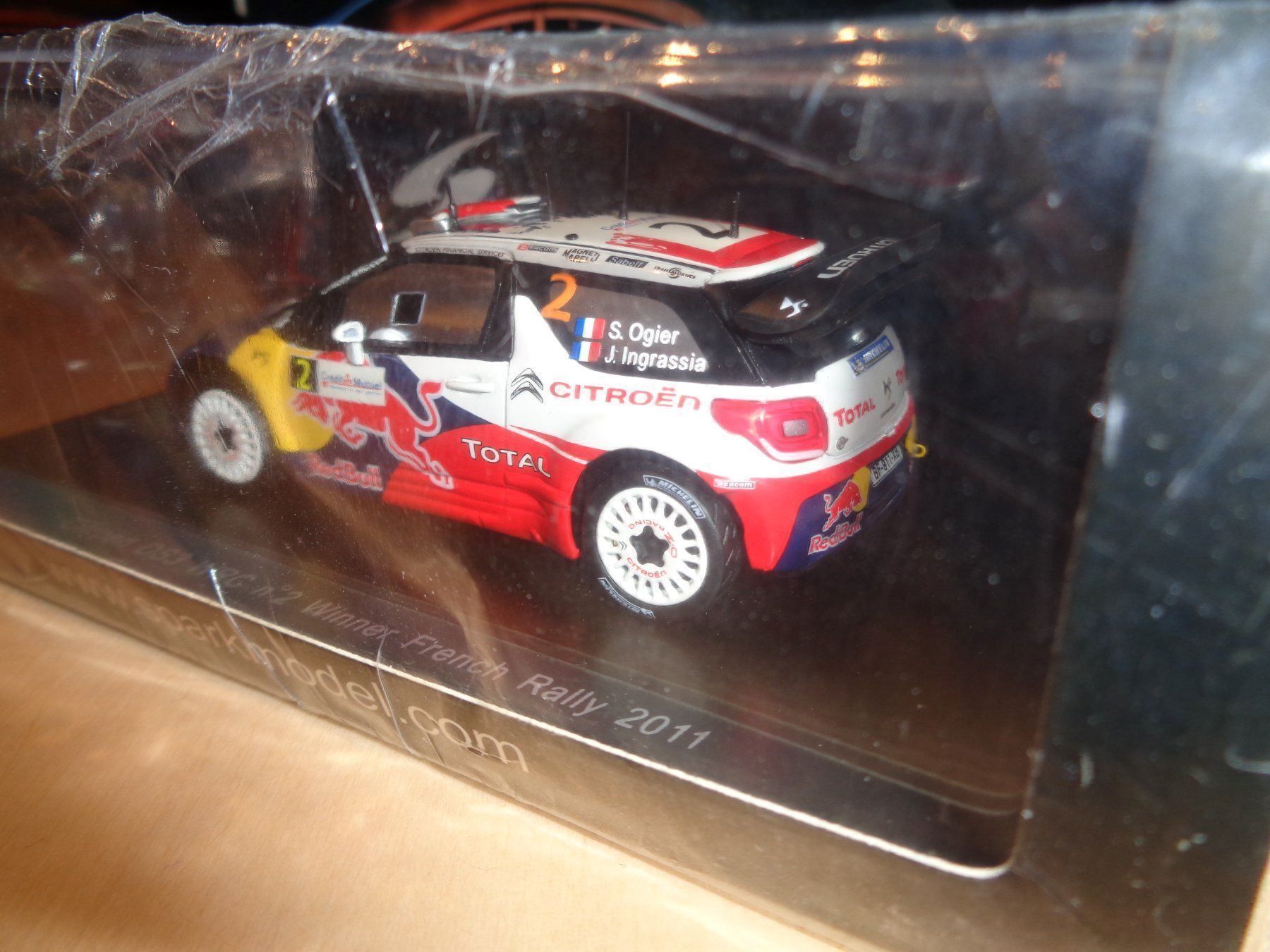 Citroën Modellautos: Spark 1:43 Citroën DS3 WRC Rallye 2011 – Neu und originalverpackt aus Reconvilier von rallycar 2