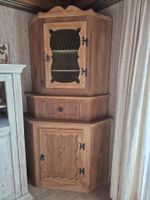 Holz Eckschrank, handgefertigt, massiv, rustikal