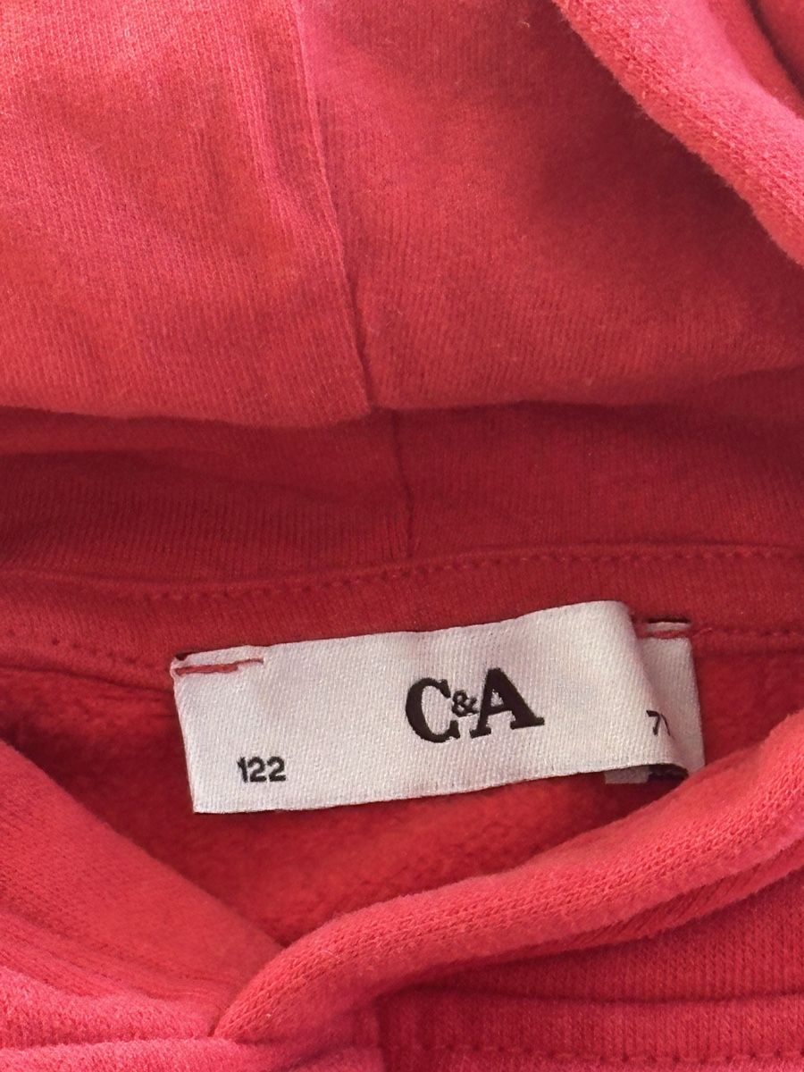 Maglioni & Felpe: Kinder Kapuzenpullover C&A rot Grösse 122 gut erhalten – Usato da Esslingen venduto da mar_78x2 3