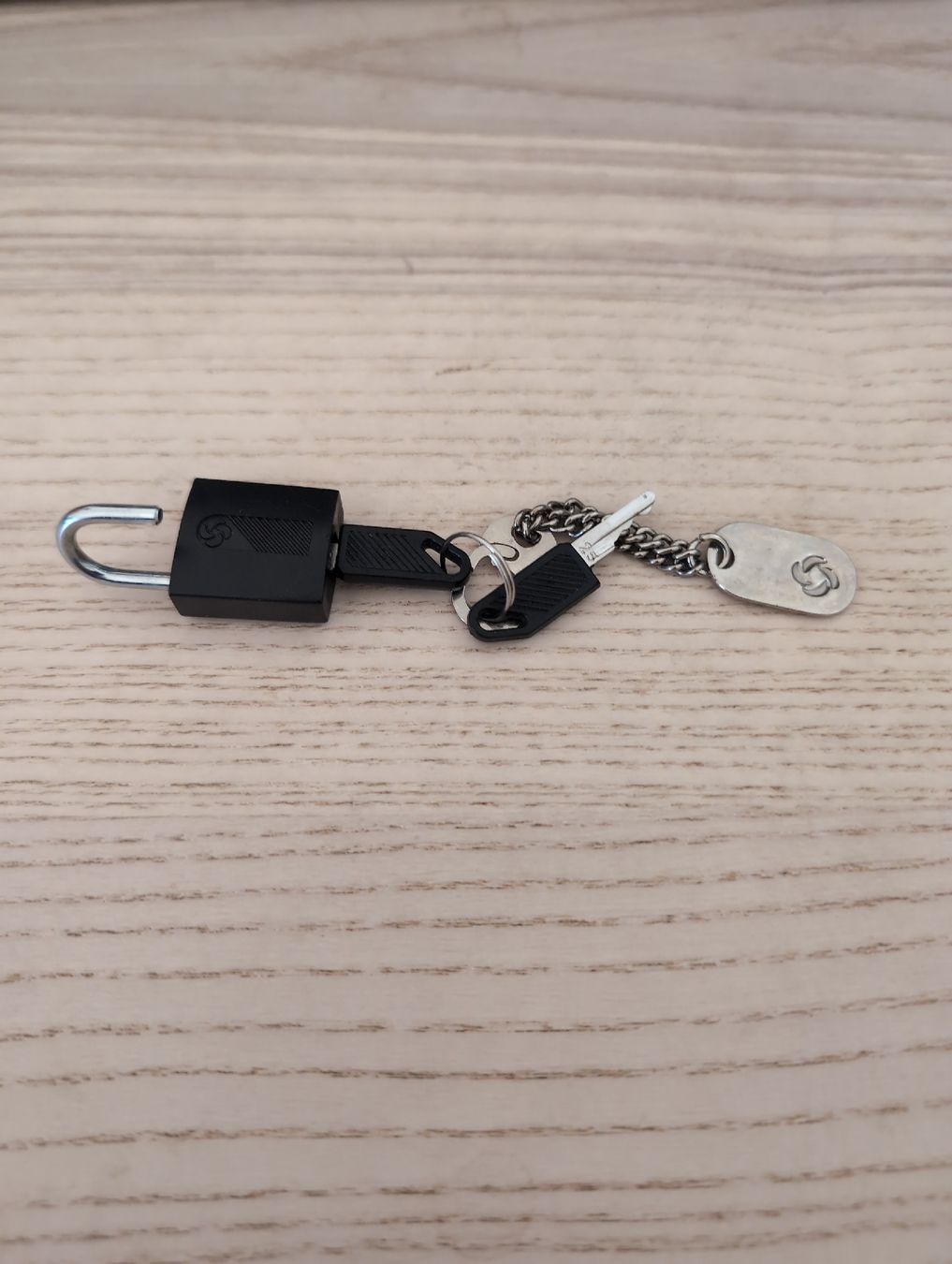 Lucchetti: Samsonite Travel Padlock with Keys – Usato da Zürich venduto da Kralot