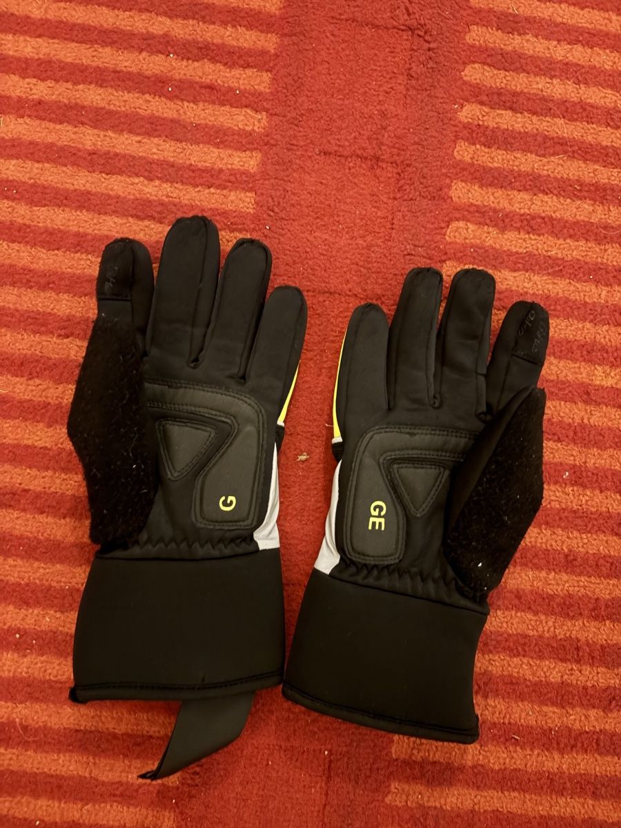 Altri accessori da uomo: Velohandscbuhe – Usato da Remetschwil venduto da Blume124 1
