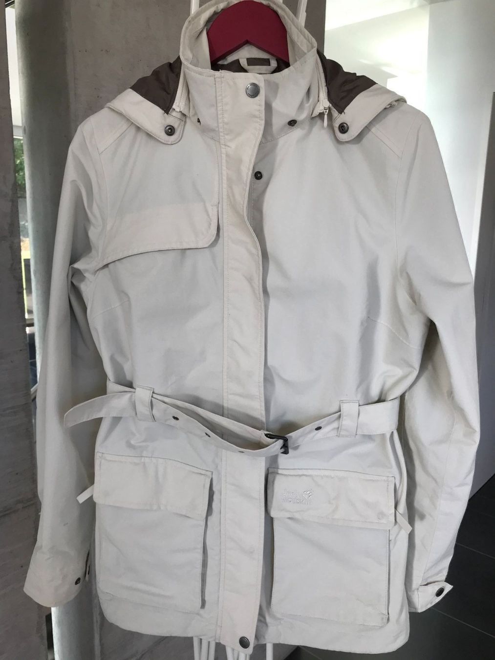 Jack Wolfskin Giacche: Jack Wolfskin Jacke beige – Usato da Wisen SO venduto da Ihunter 1