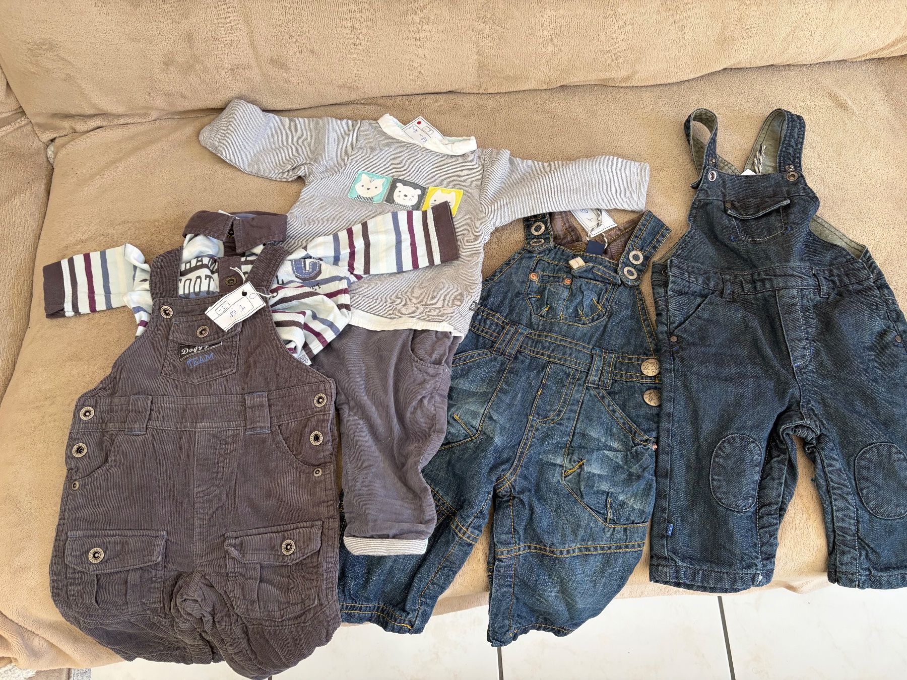 Lotti & Set di vestiti: Lot habits t.68 – Usato da Liddes venduto da Couik 1