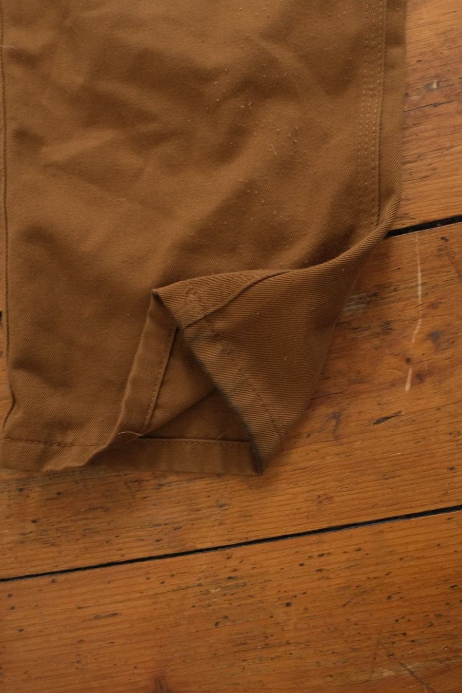 Carhartt Pantaloni: Carhartt Abbott Pant 33 Braun – Usato da Birsfelden venduto da Samuel.Staiger 1