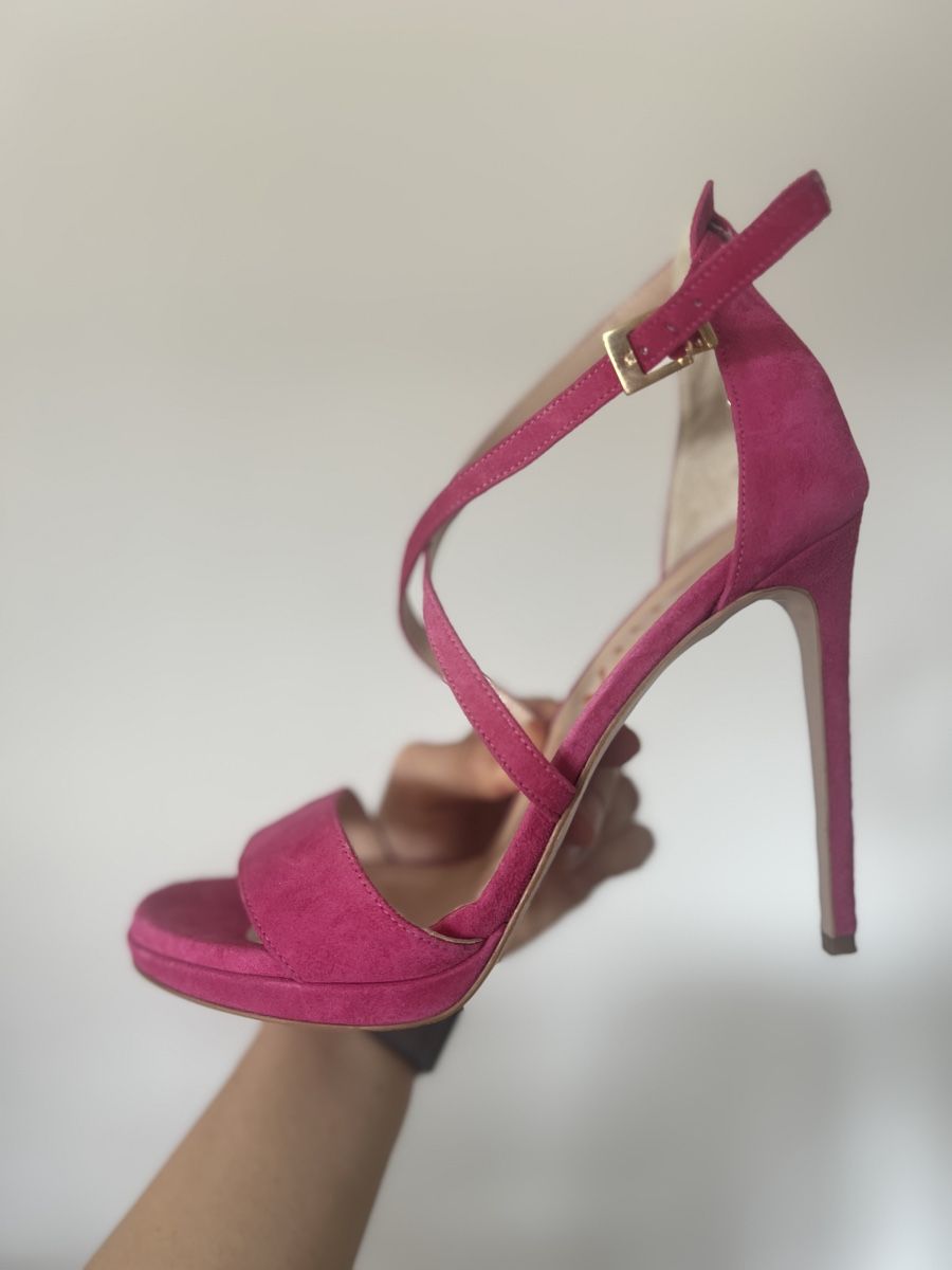 Scarpe da donna: Sandals on heels 37 size – Usato da Basel venduto da kar_5fvf 3