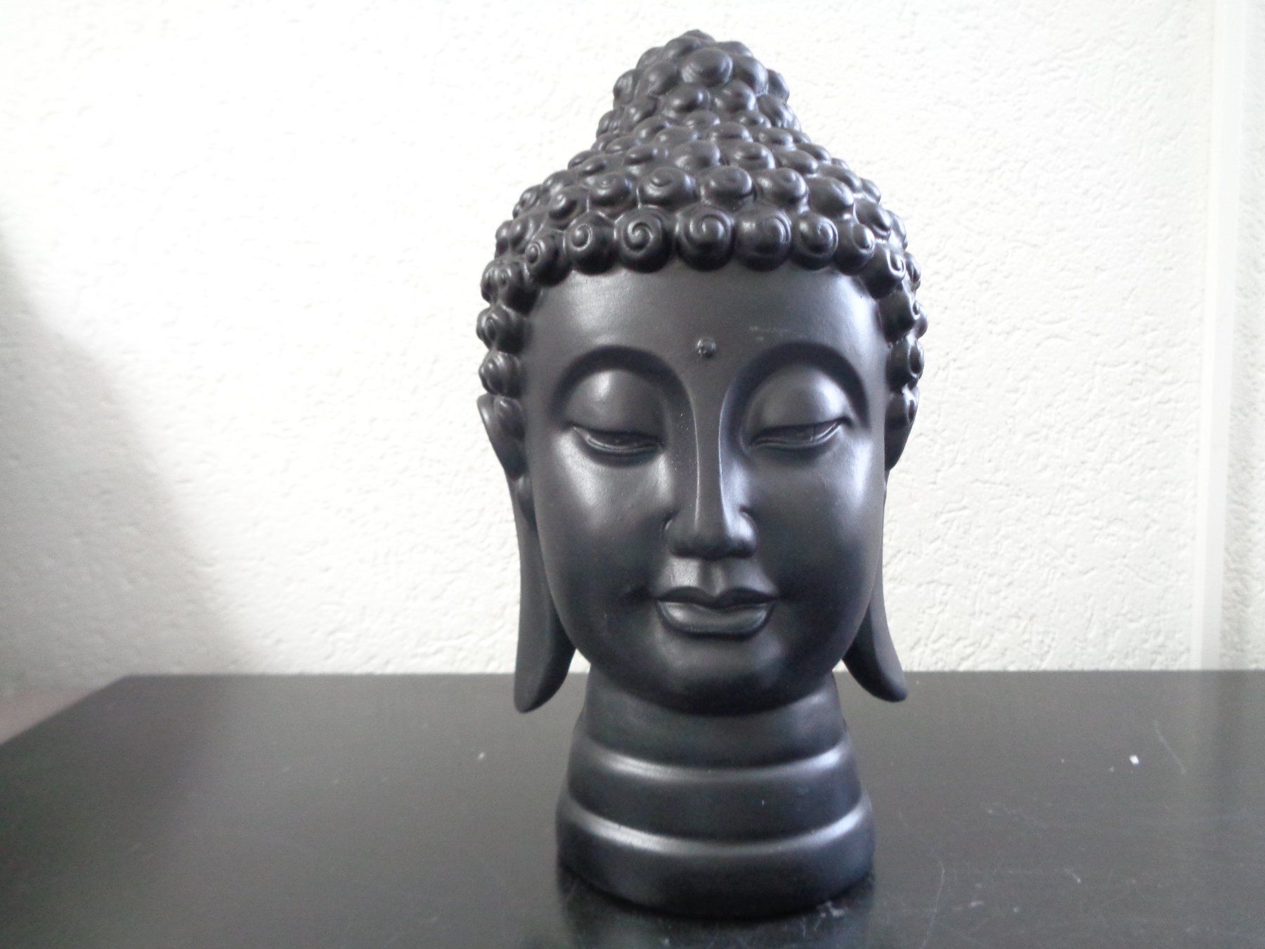 Sculture & Statue: Buddha Kopf (24.5 cm) – Nuovo e nell'imballaggio originale da Langenbruck venduto da Gumsi