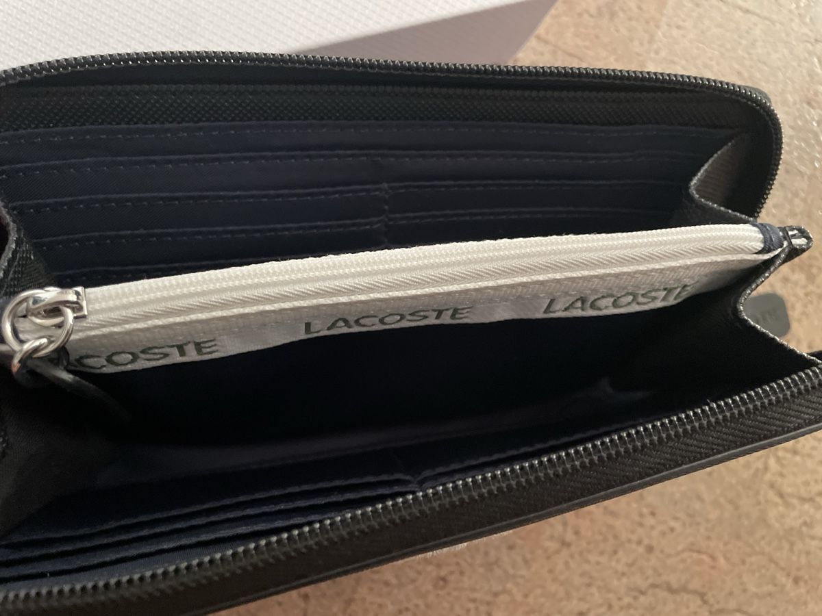 Lacoste Portamonete: Lacoste Portemonnaie – Nuovo (secondo la descrizione) da Liebistorf venduto da ali_tbx8 2