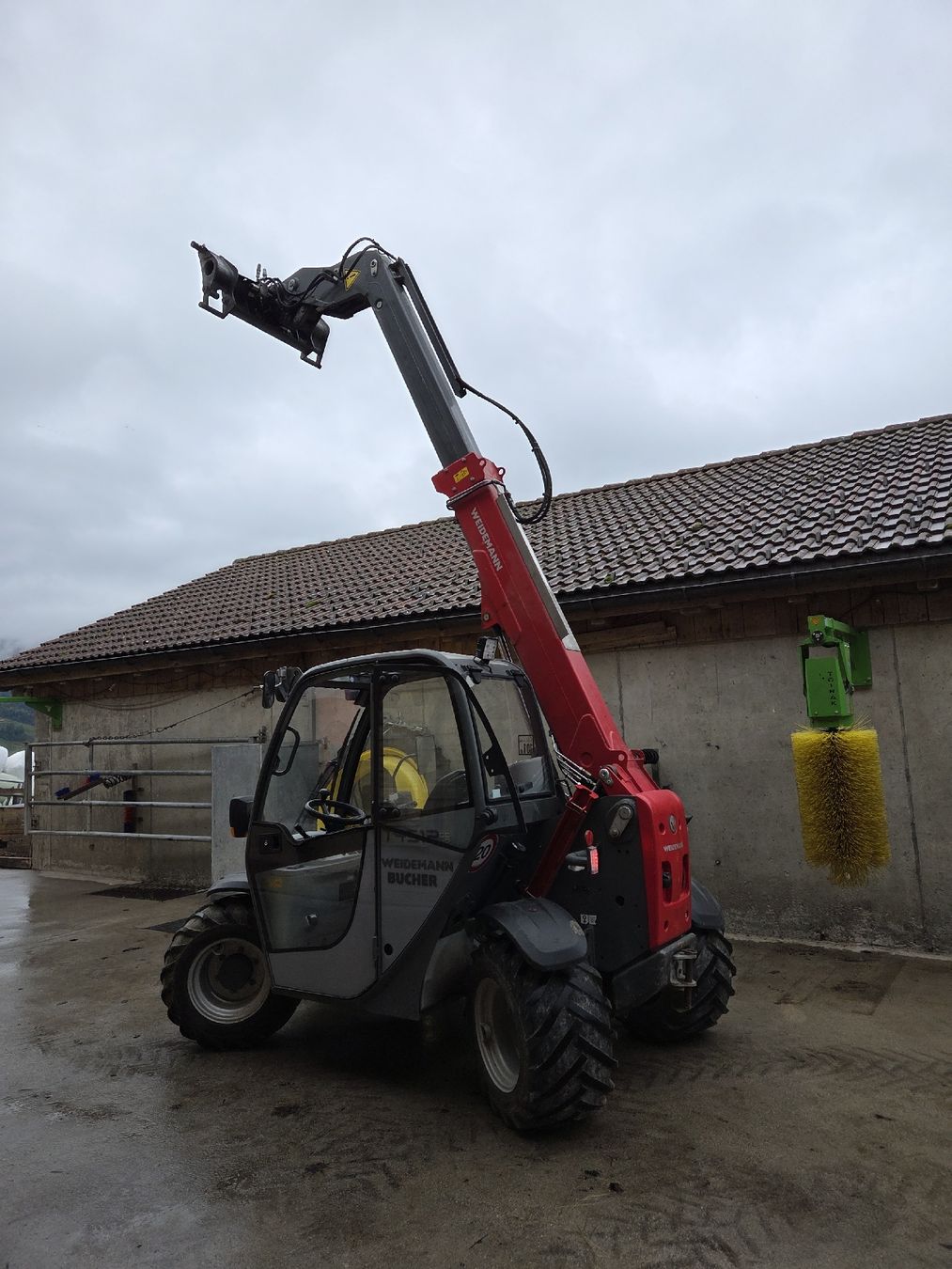 Weidemann Caricatori: Teleskoplader Weidemann 4512 – Usato da Unteriberg venduto da Prinz011 2
