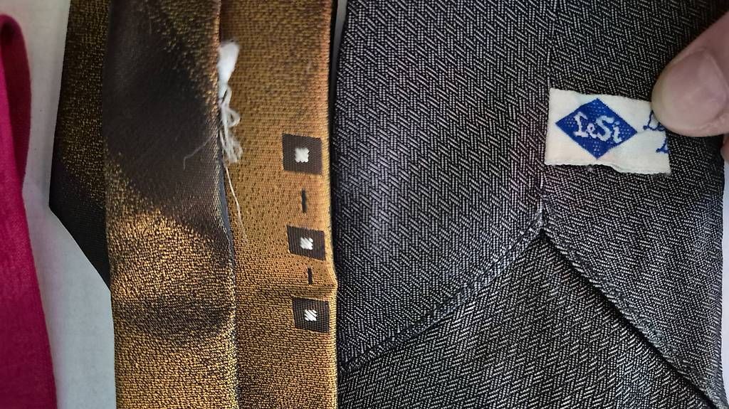 Krawatten: Vintage Herren Krawatten 10 Polyester & Seide – Gebraucht aus Zuerich von Moysy 4