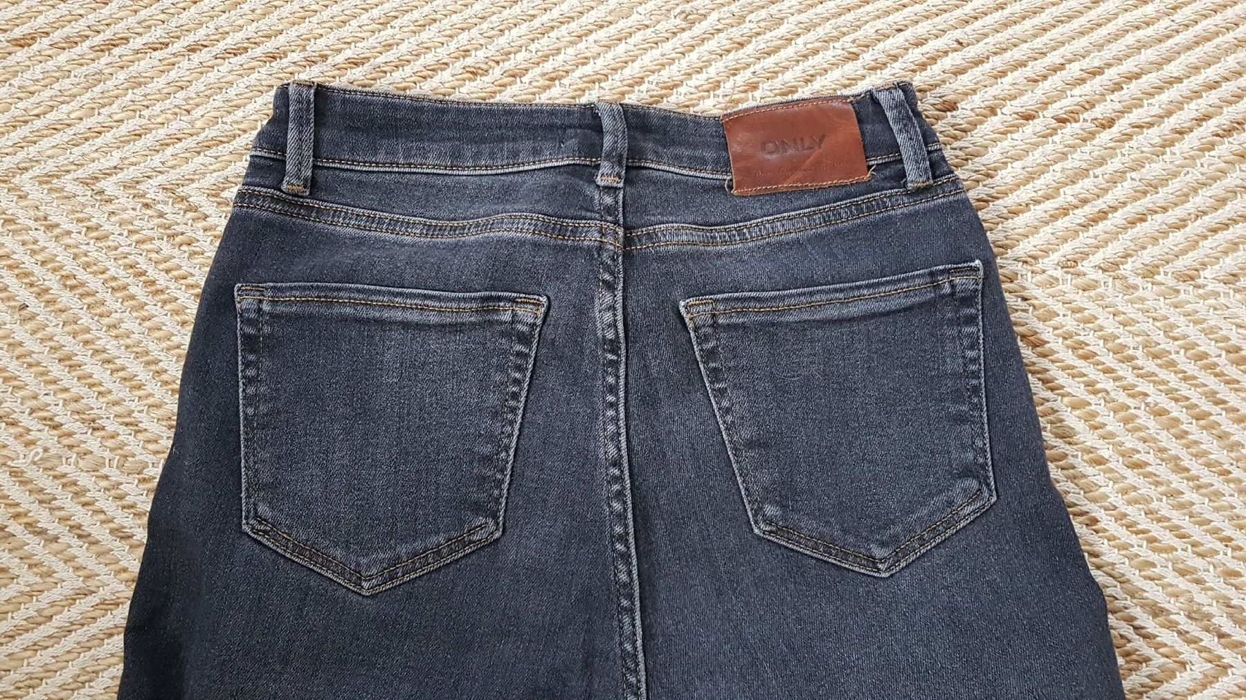 Only Jeans: Only Stretch Jeans 26/32 – Gebraucht aus Menznau von Valinor 2