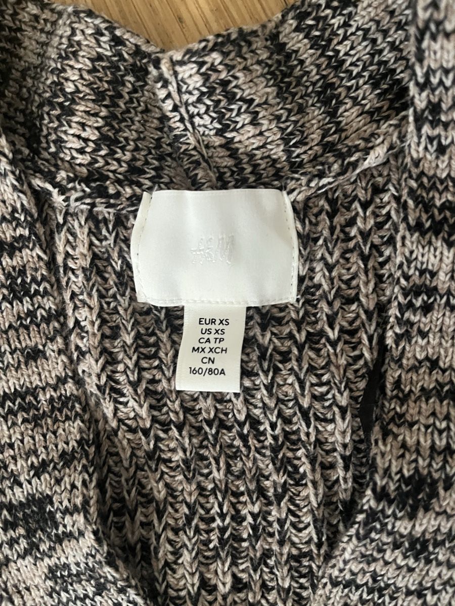 Lotti di vestiti: 2 Strickjacken Damen H&M – Nuovo (secondo la descrizione) da Olten venduto da sae_82z2 7