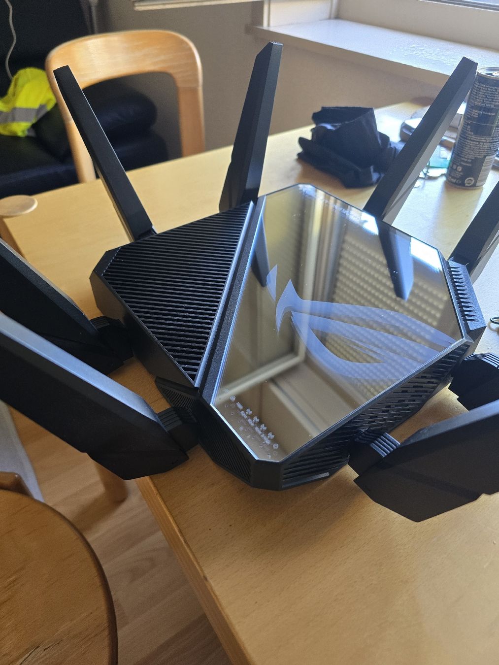 Asus Modems & Router: Asus gt-axe16000 router quad band.  – Gebraucht aus Sion von zan_k987 5