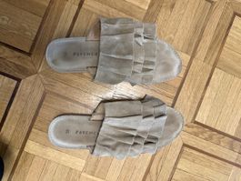 Suede Pavement summer sandals