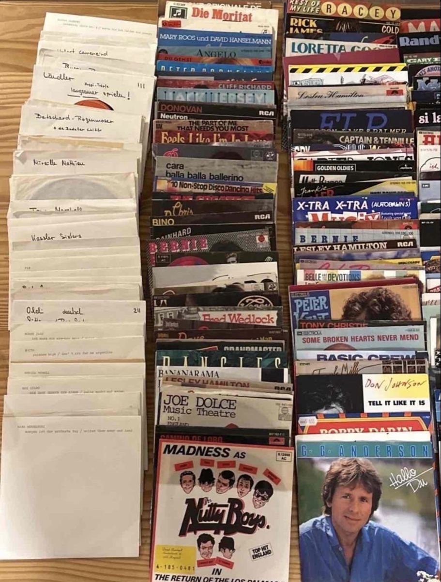 Dischi in vinile: Schallplattensammlung - Singles Ca. 400 Stück – Usato da Horw venduto da yvesmarc 3